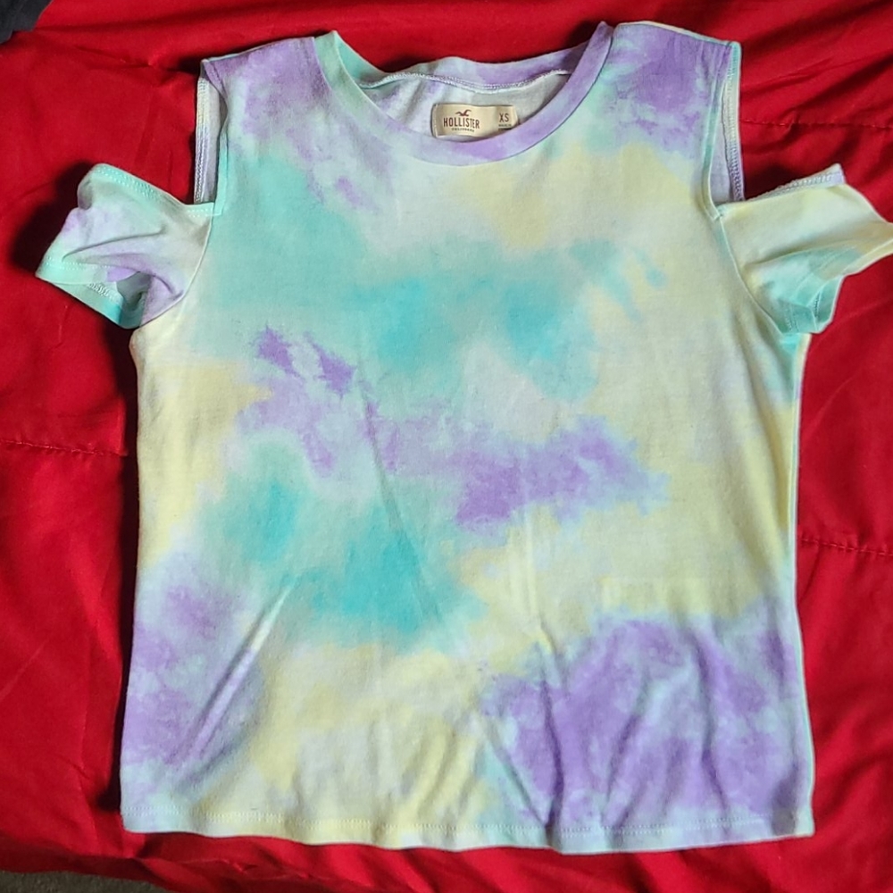 Hollister shirt